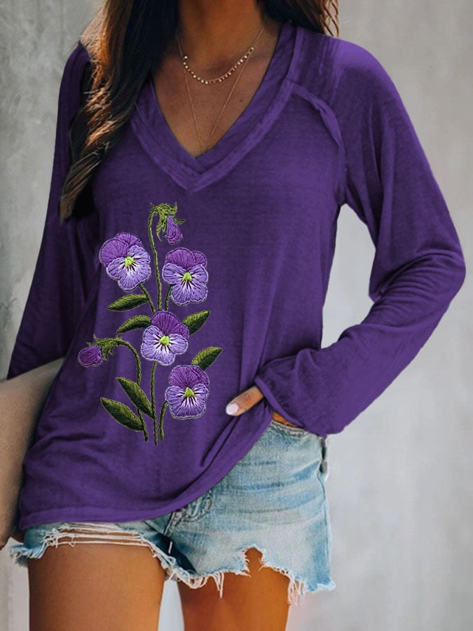 Women's Purple Flower Alzheimer's Awareness Support Print V-neck T-shirt