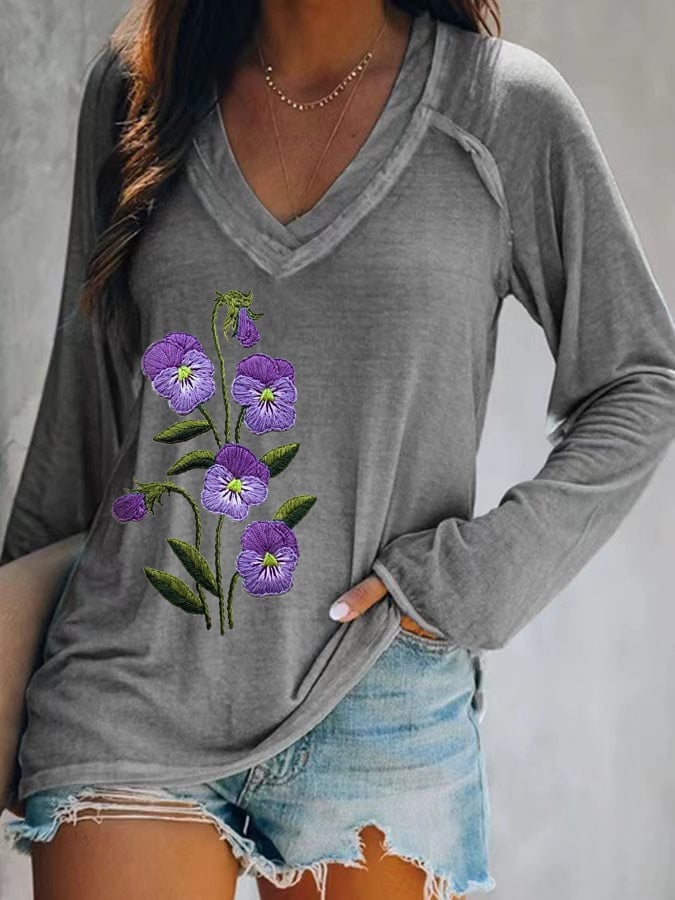 Women's Purple Flower Alzheimer's Awareness Support Print V-neck T-shirt