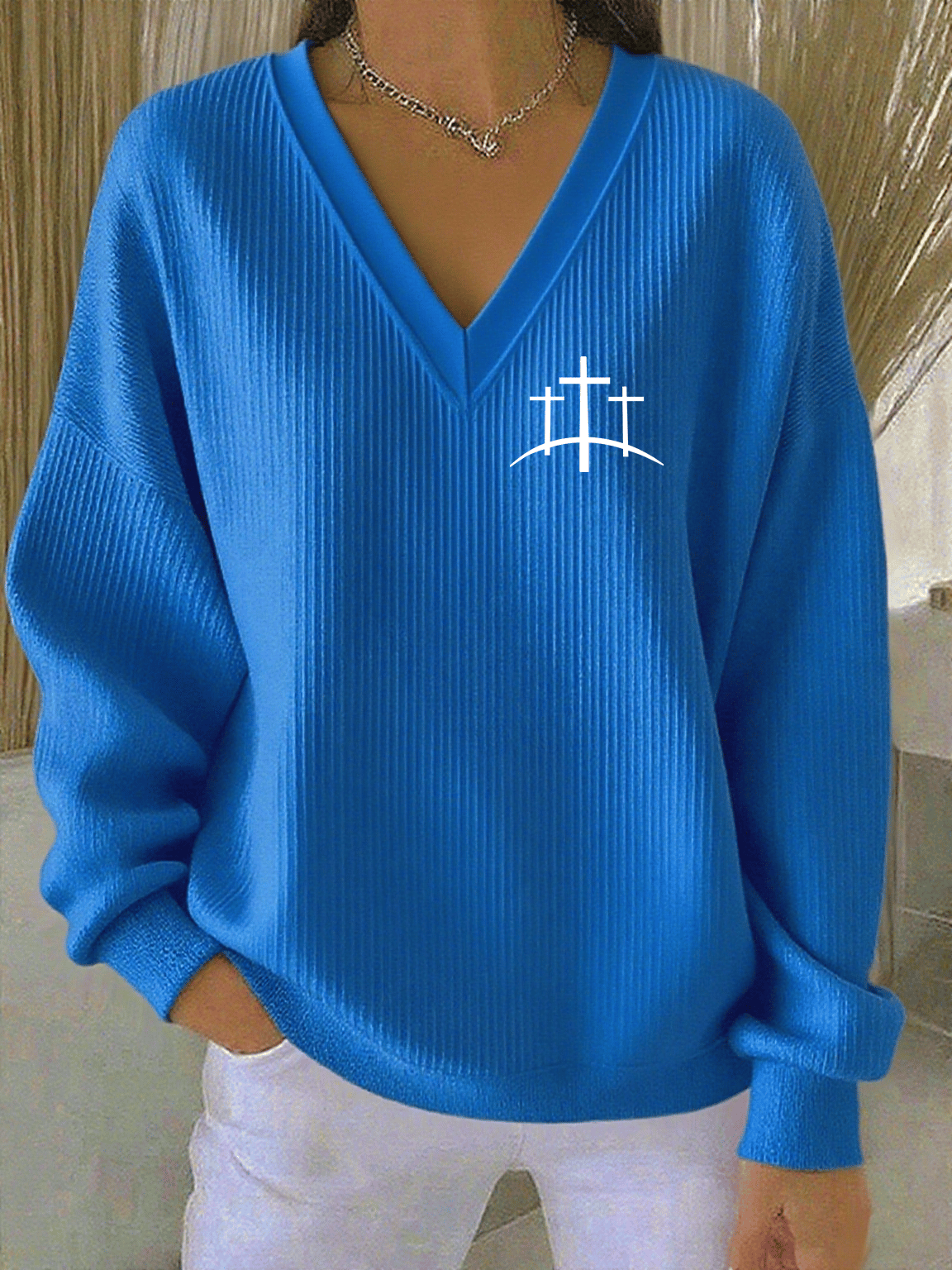 Women's Faith Print Knit V-Neck Long Sleeve Top